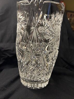 Cut Crystal Etched Vase - Clear Starburst Design